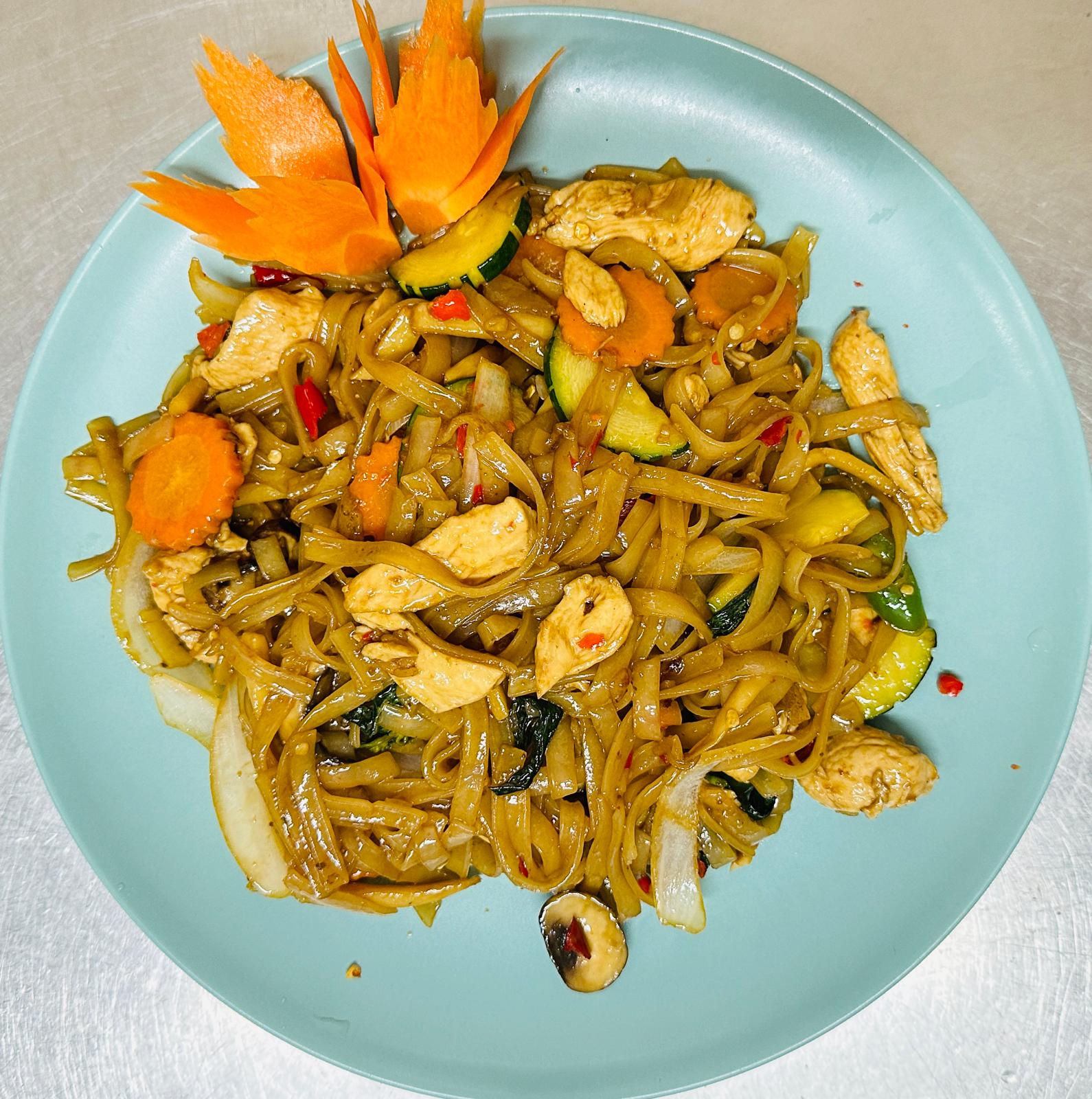 Pad Kee Mao Gai